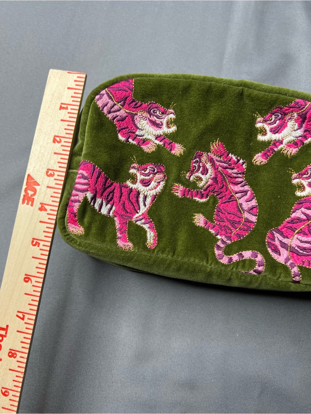 Elizabeth Scarlett London Velvet Tiger Cosmetic Bag – Green Velvet Pouch - Picture 11 of 12